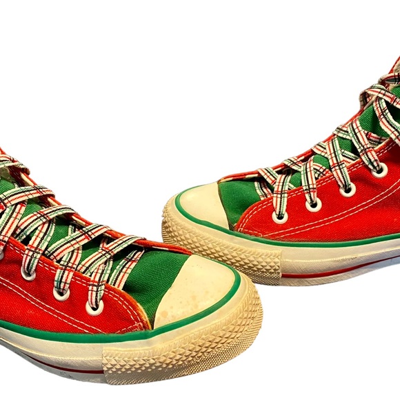 RARE Converse Christmas Holiday High Tops Sneakers OG Box 6.5 Women’s - Picture 4 of 8